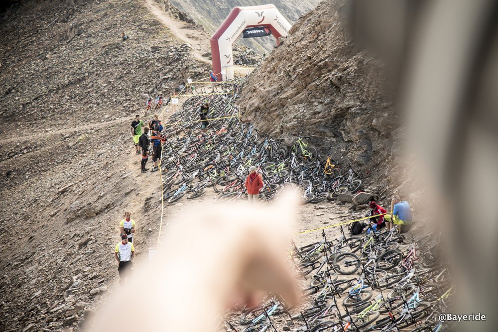 Da sind die Bikes... Da sind die Bikes...